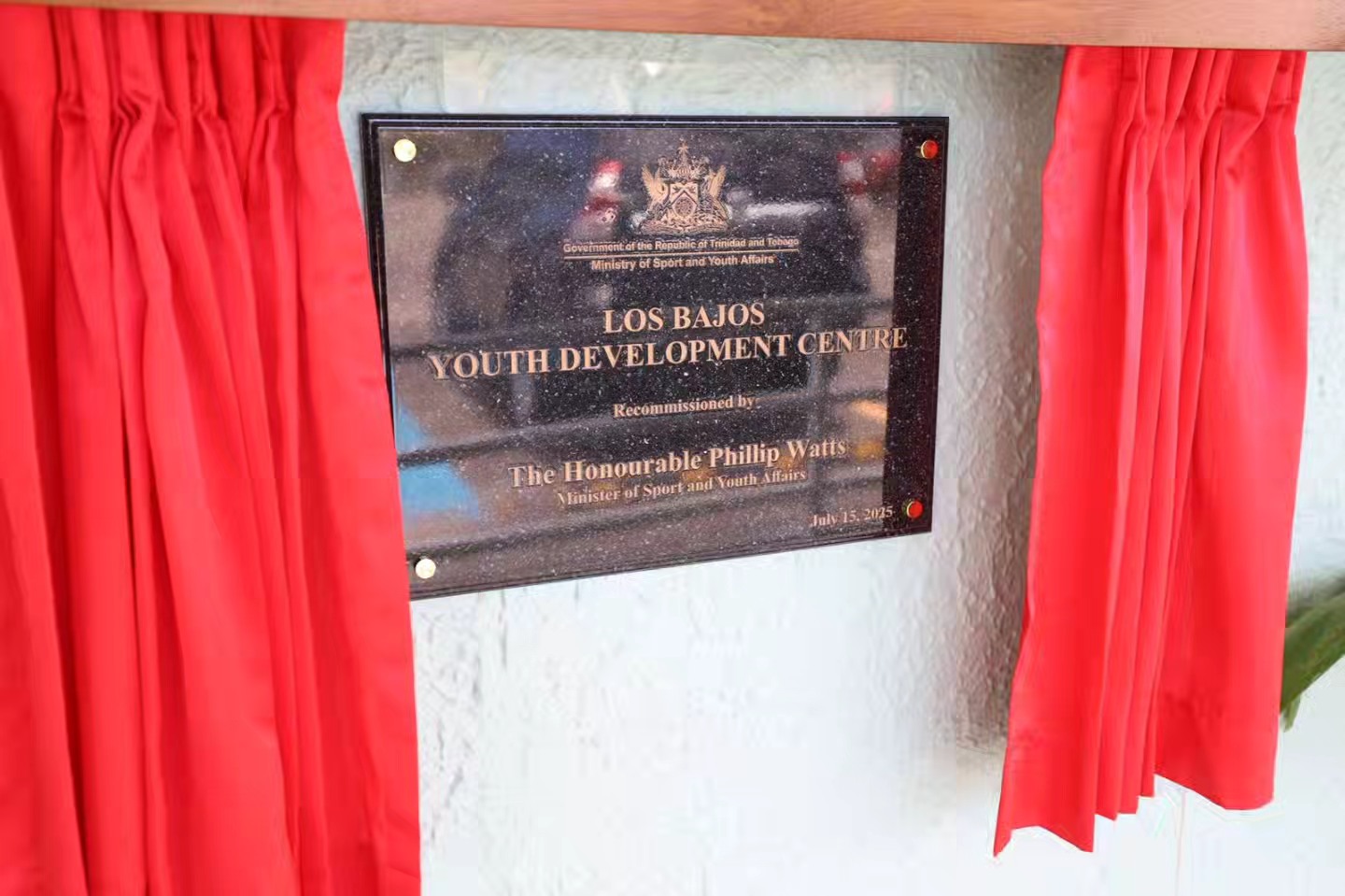 los-bajos-recomissioning-4